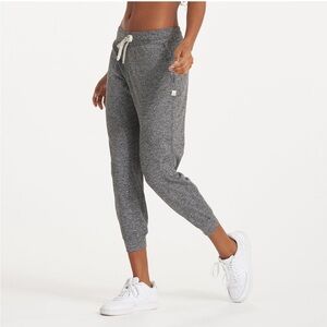 Vuori Performance Jogger Heather Grey Slim Relaxed Fit Sweatpant DreamKnit Sz S